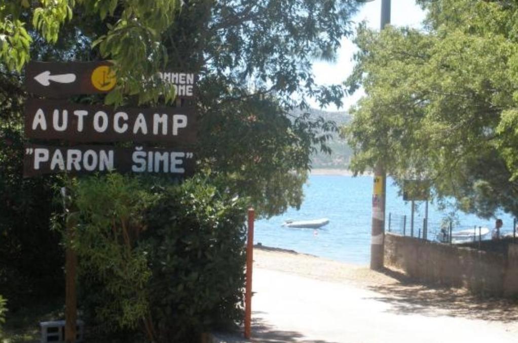 Apartmani Paron Sime Seline Buitenkant foto