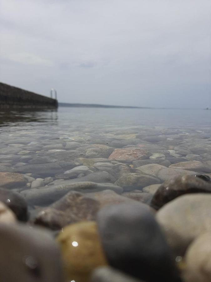 Apartmani Paron Sime Seline Buitenkant foto