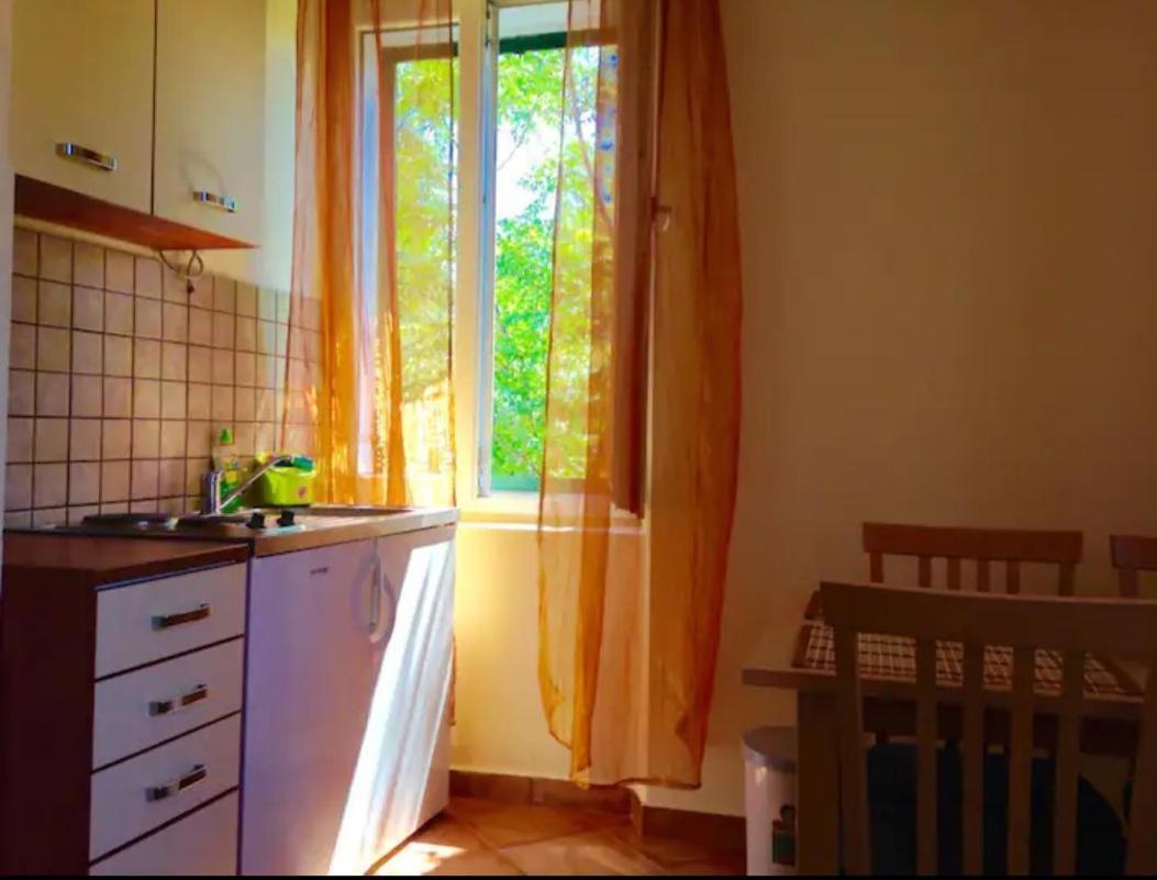Apartmani Paron Sime Seline Buitenkant foto